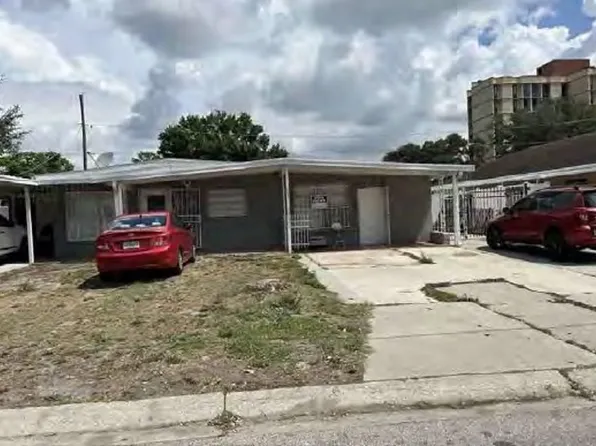 2917 W Saint John St, Tampa, FL 33607