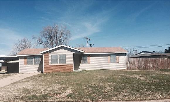 1st image of 209 Hoover Cir