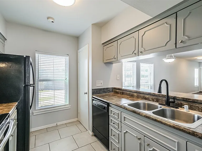 5922 Fairdale Ln #B — Photo 13