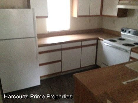 3rd image of 73731 Serrano Dr