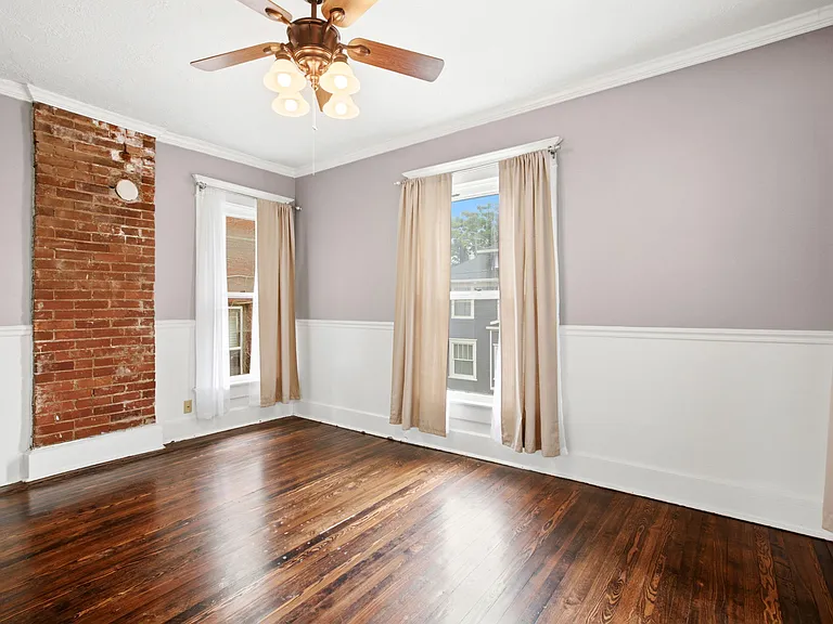 2036 N Talbott St — Photo 35
