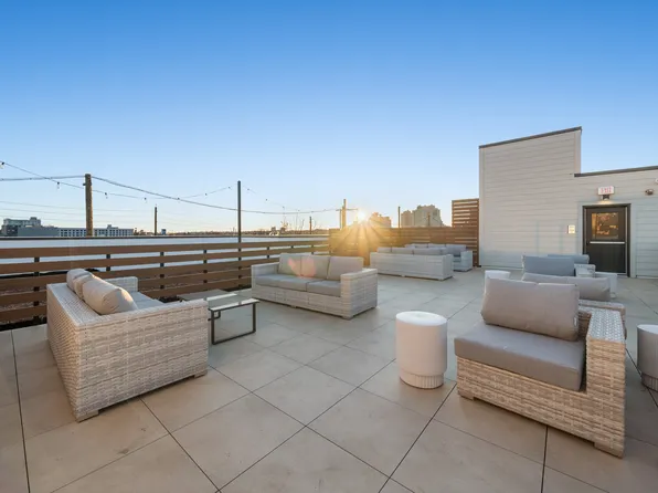 391 1st Street image 11 of 21