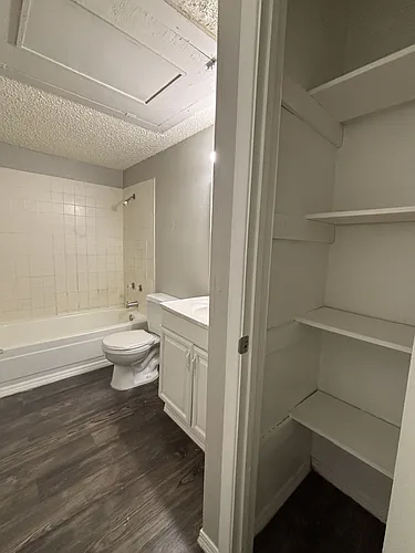 Floor plan Large One Bedroom