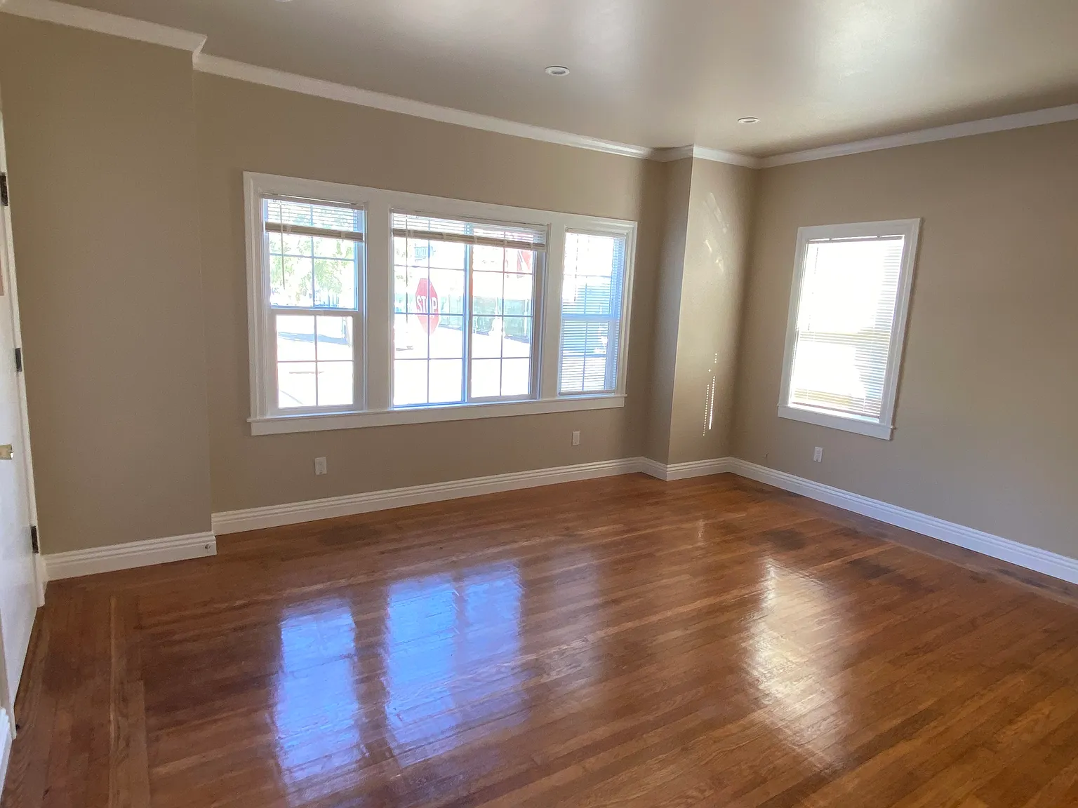 1 bed, 700 sqft, $2,775 — Photo 1
