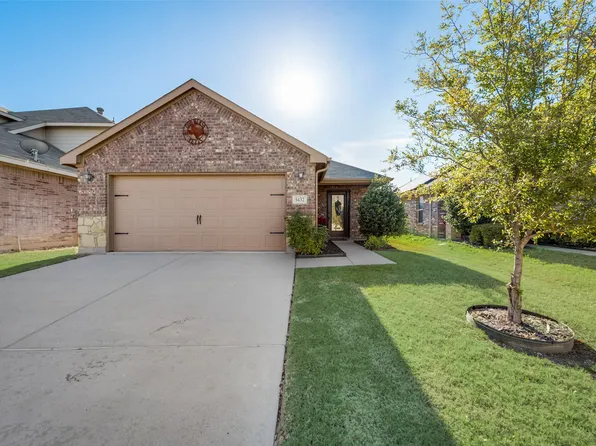 5432 Grenada Dr, Fort Worth, TX 76119
