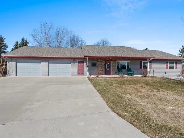 209 Ridgewood Dr, Gillett, WI 54124