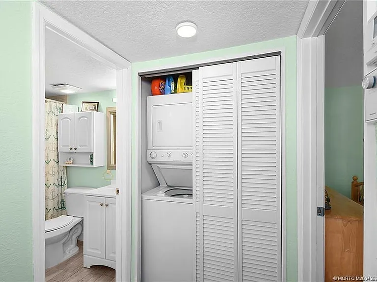 S Ocean Dr — Photo 34