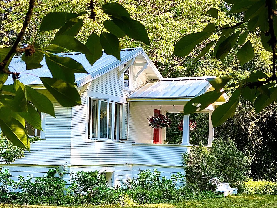 1st image of 14310 Komedal Rd NE