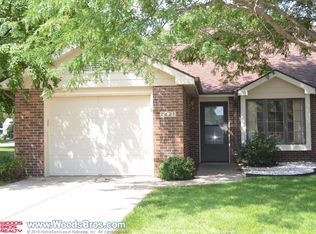 2421 S 60th St #6, Lincoln, NE 68506