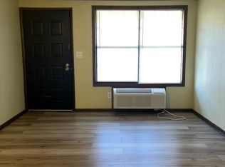 1205 County House Ln #C, Marietta, OH 45750
