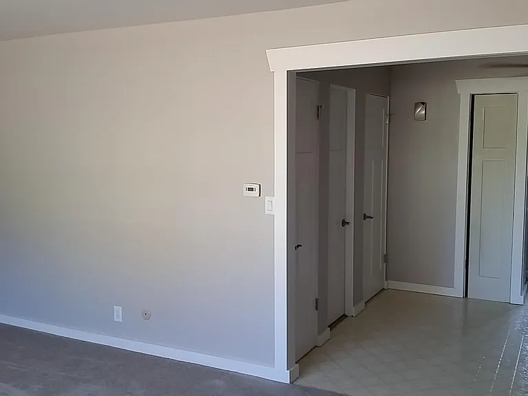 312 Prospect Ave NE #8 — Photo 7