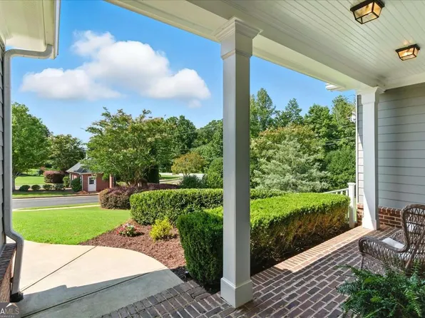 6411 Winter Harbor Dr, Flowery Branch, GA 30542