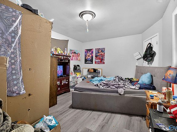 4th image of 6206 Stratford Ct NW