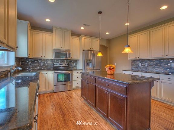 4th image of 13623 Elk Meadow Lane SE