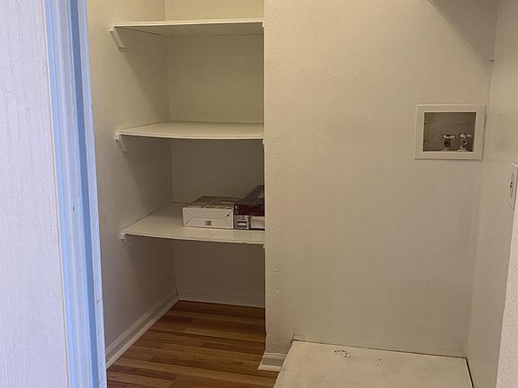 5th image of 2625 67th Ave