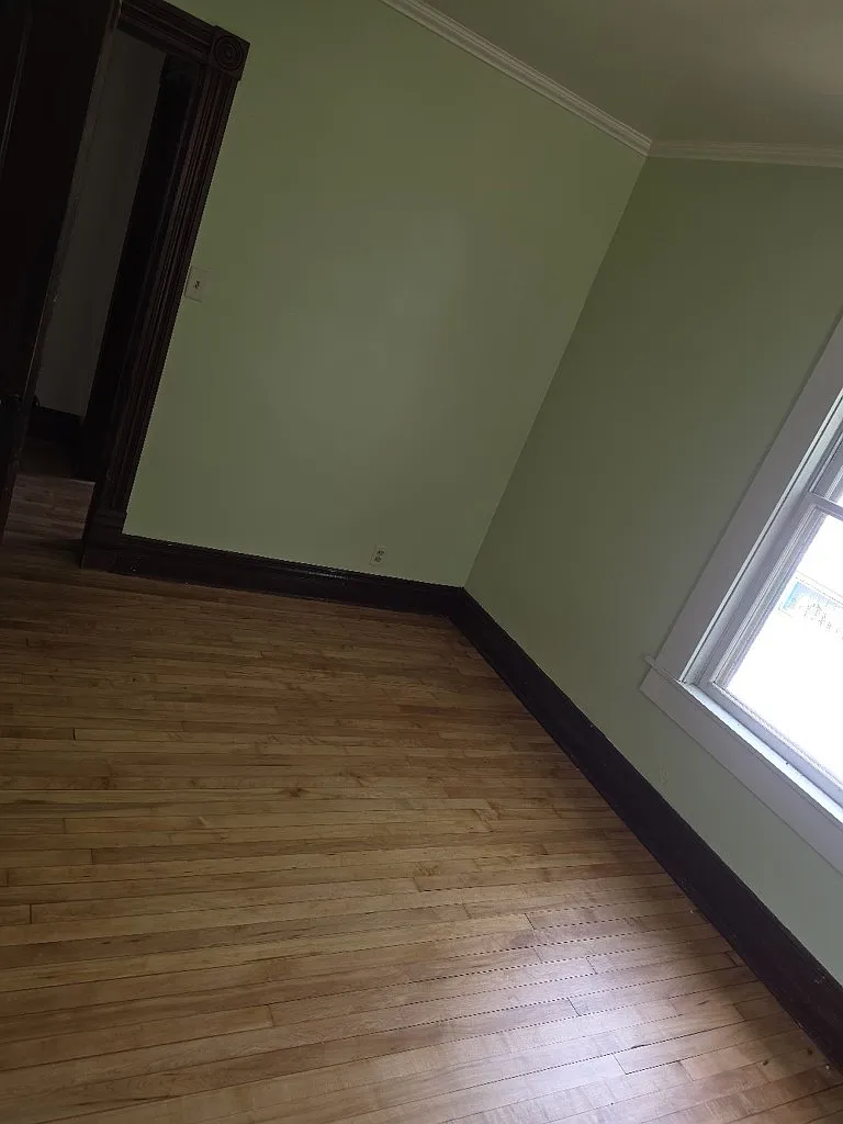 3 bedroom 2 bath — Photo 4