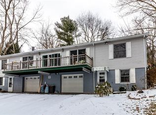 45 McMichael Rd, Carnegie, PA 15106