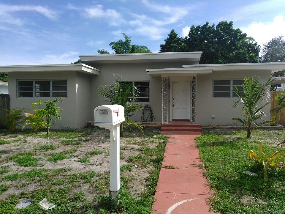 1st image of 330 NE 127th St