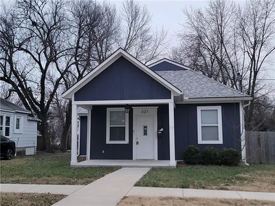 327 Walnut Ave, Osawatomie, KS, 66064