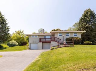 4129 Griffin Rd, Syracuse, NY 13215