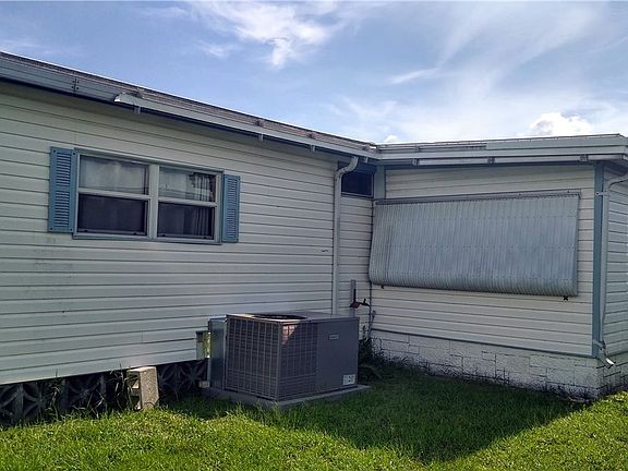 4th image of 2774 Wedgewood Dr