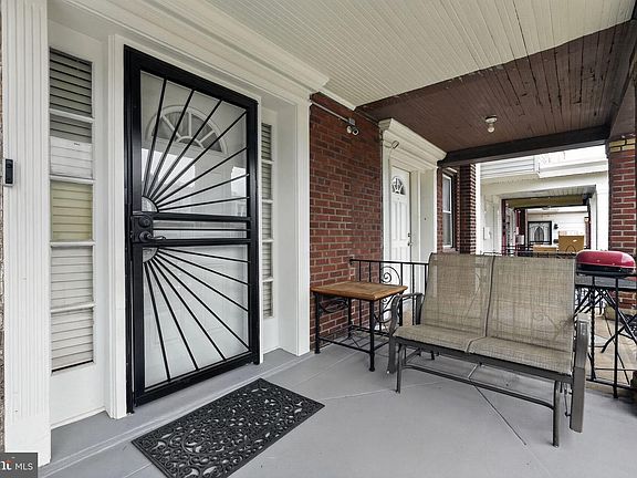 3rd image of 4549 D St