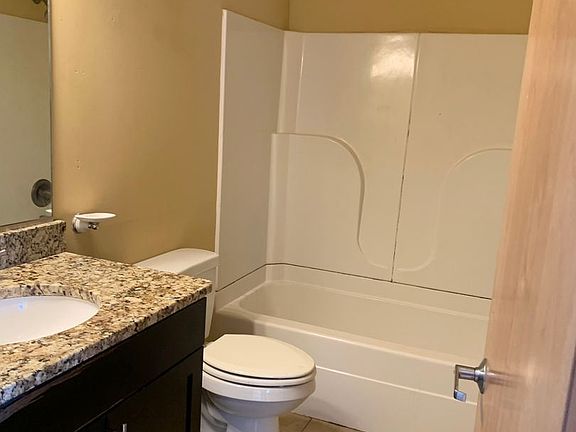 4th image of 321 W Franklin St APT 9