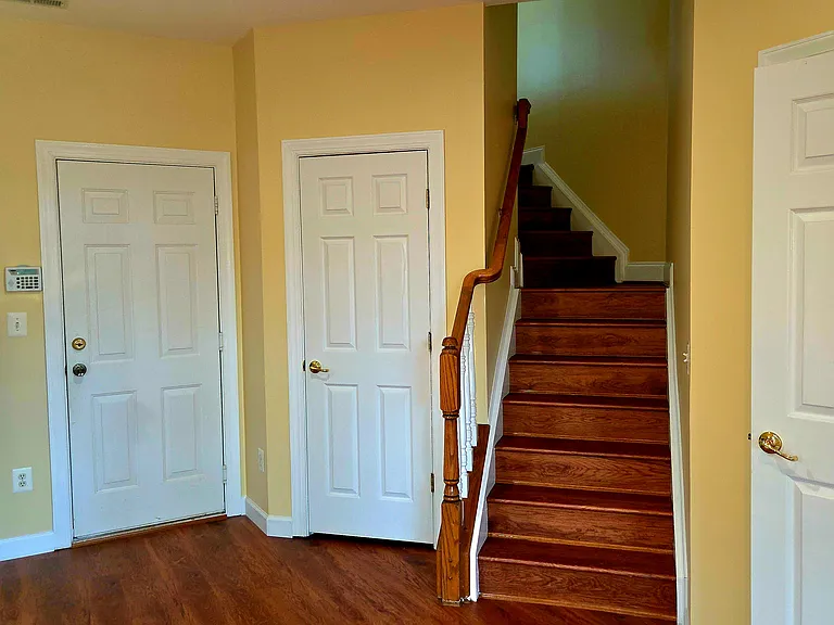 6930 Stanwick Sq — Photo 9