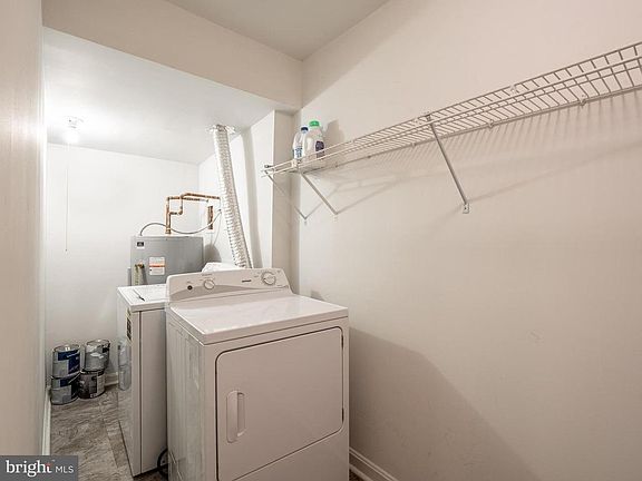 3rd image of 3176 Summit Square Dr APT E11