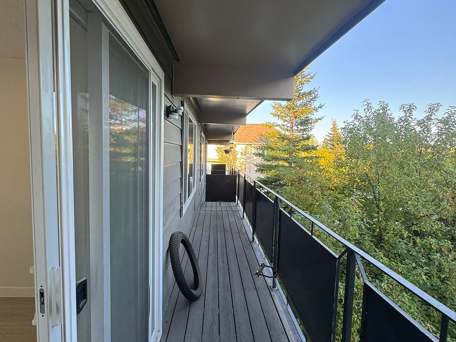 Your Next Home Awaits | 2 Bed 1 Bath | $1,700 — Photo 2