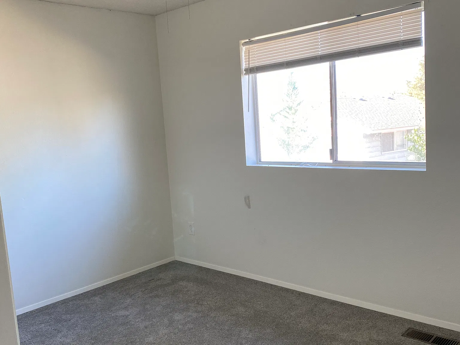 1022 Riesling Pl — Photo 4