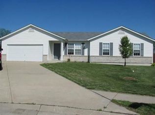 735 Warrior Pass, Warrenton, MO 63383