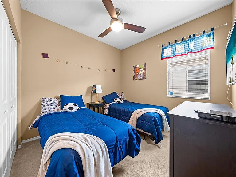 4704 Ruby Red Ln — Photo 11