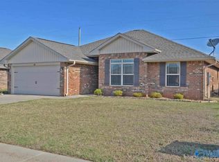 206 Fields Pond Dr, Madison, AL 35756