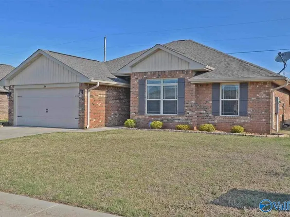 206 Fields Pond Dr, Madison, AL 35756