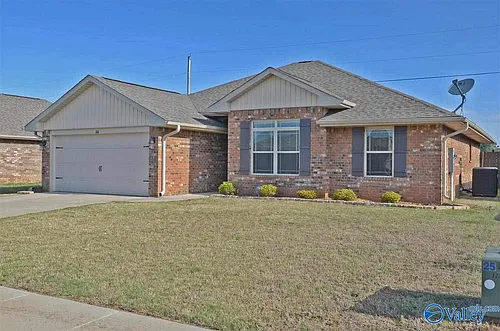 206 Fields Pond Dr Photo 1