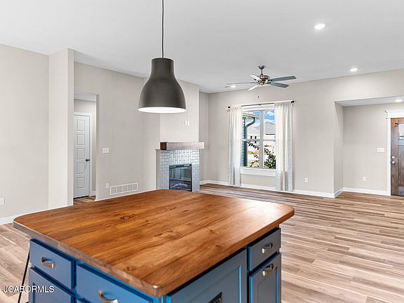 4th image of 4650 Rebellion Ln