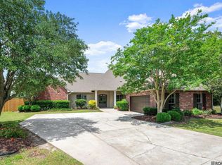 27045 Regency Park Dr, Denham Springs, LA 70726