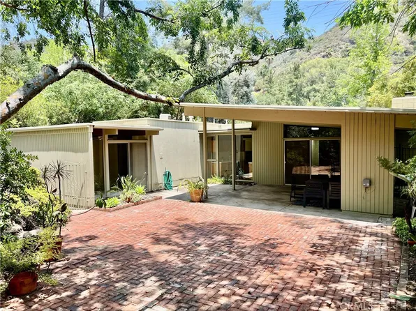 1560 Sheridan Rd, Glendale, CA 91206