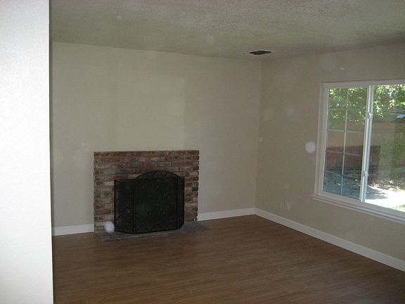 5th image of 4411 Penwith Way