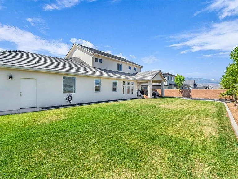 2811 S 3680 W — Photo 20