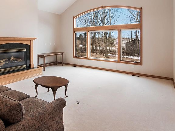 5th image of 3809 Kennedy Pl