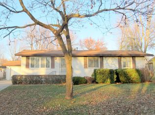 111 Cresthaven Ct, Forest City, IA 50436