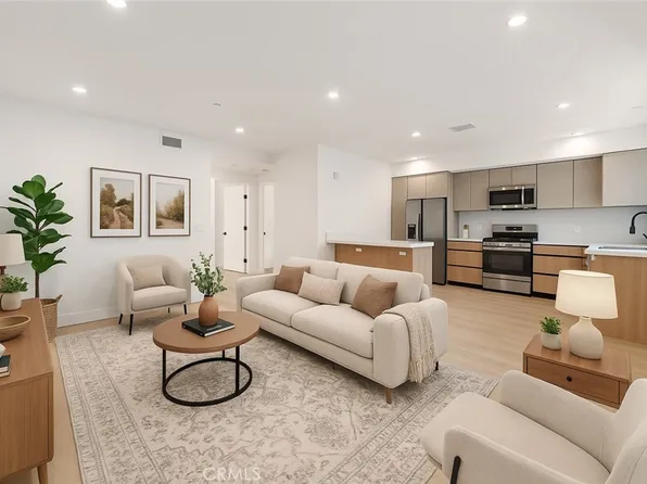 7510 Sepulveda Blvd, Van Nuys, CA