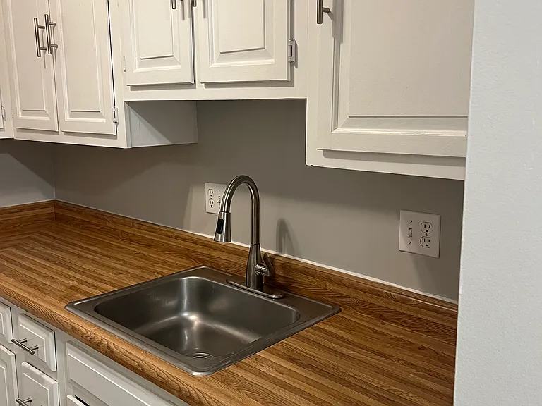 1440 Slade Ave #303 — Photo 5