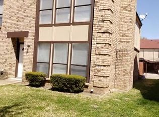 2402 Long Ridge Ln, Arlington, TX 76014