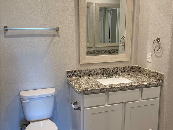 5th image of 11089 Quinlan North Lake Dr