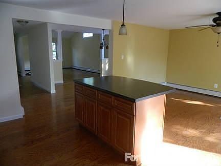 Kitchen Island : Large Open Floor Plan