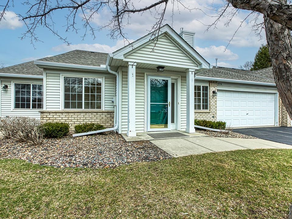 1st image of 15216 Greenhaven Way