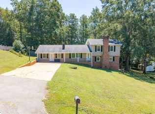 201 Knollview Dr, Greenville, SC 29611